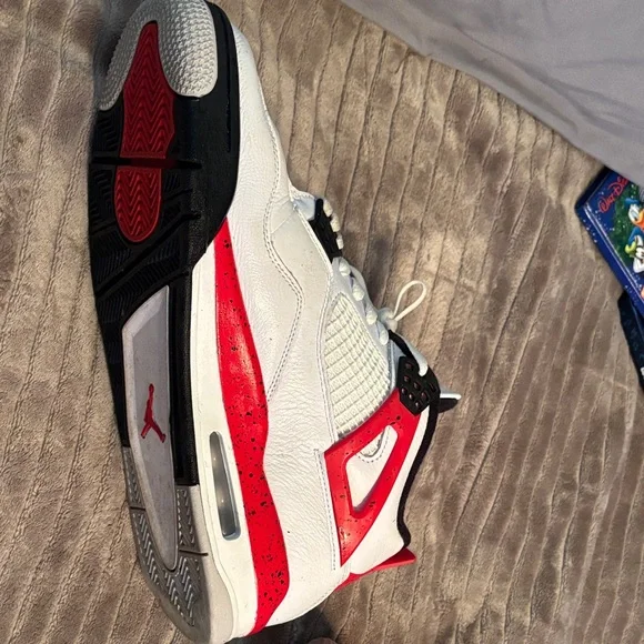 Jordan Retro White and Red Sneakers - Picture 5 of 8